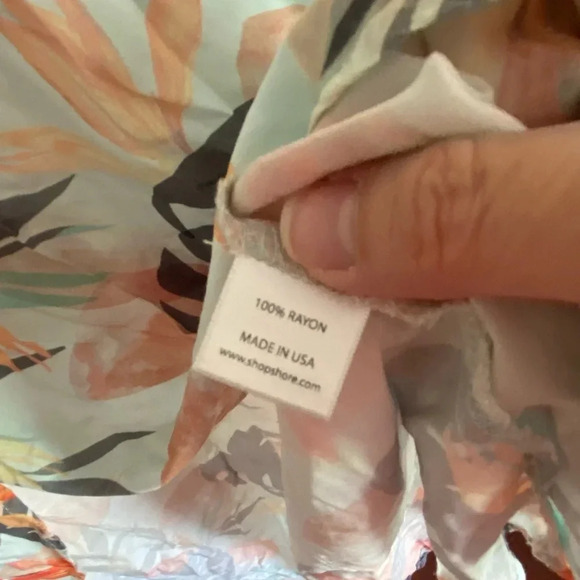 Shore Tropical Print Rayon Wrap Skirt Sz Medium - Picture 10 of 11